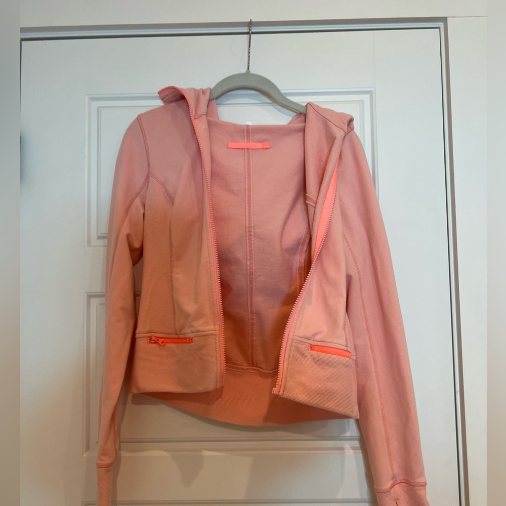 Lululemon size 8 jacket